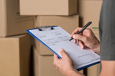 Export Invoice vs. Accounting Invoice: What's the Difference? | Shipping Solutions Export Invoice vs. Accounting Invoice: What's the Difference? | Shipping Solutions
